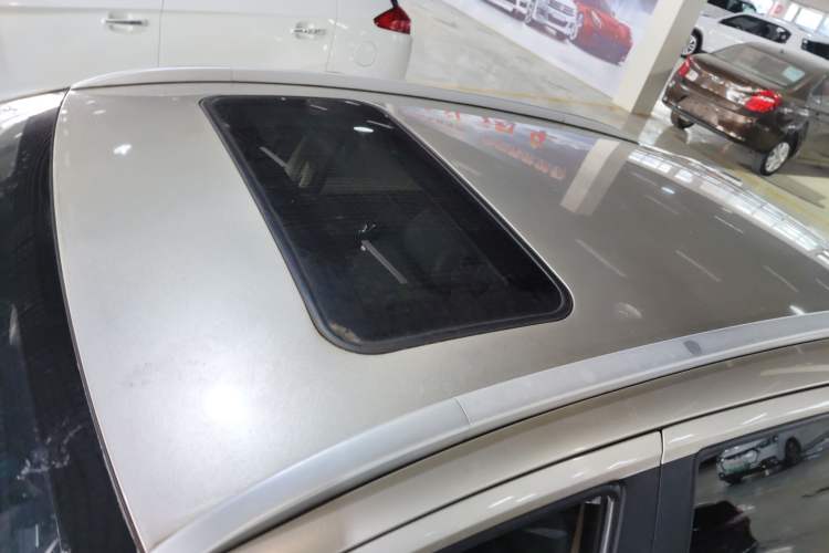 Used Geely Auto Vision X3 2020 1.5L Manual Luxury Edition Roof