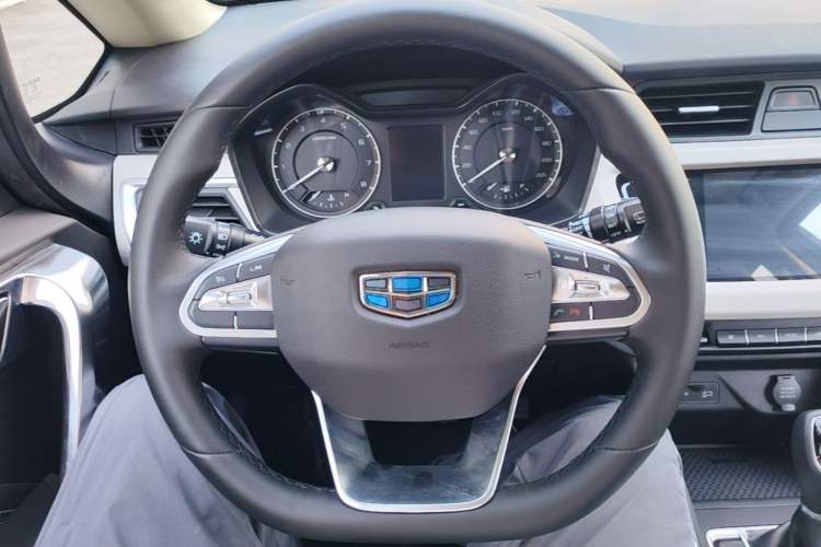 Used Geely Auto Vision X3 2020 1.5L CVT Luxury Model Steering Wheel