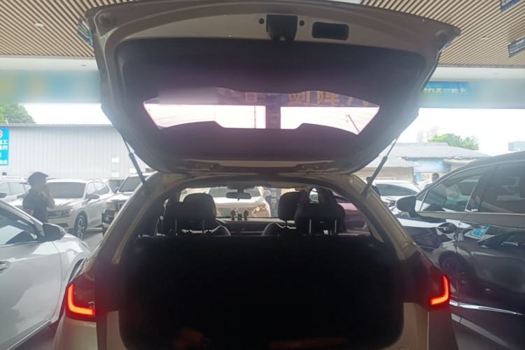 Used Geely Auto Vision X3 2020 1.5L Manual Luxury Edition Trunk