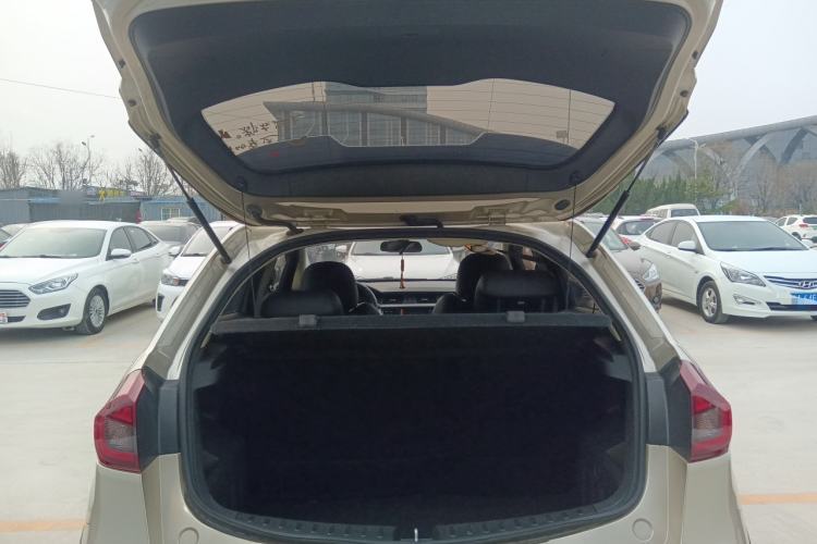 Used Geely Auto Vision X3 2020 1.5L CVT Luxury Model Trunk