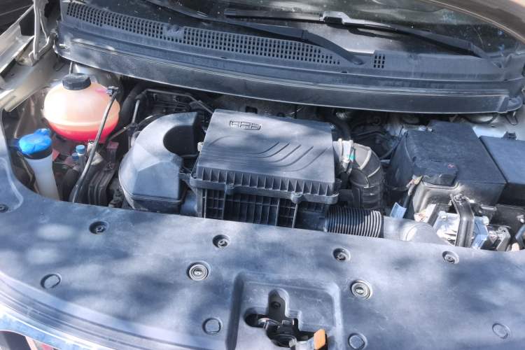 Used Geely Auto Vision X3 2020 1.5L CVT Luxury Model Engine Bay