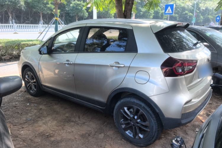 Used Geely Auto Vision X3 2020 1.5L CVT Luxury Model Exterior 3