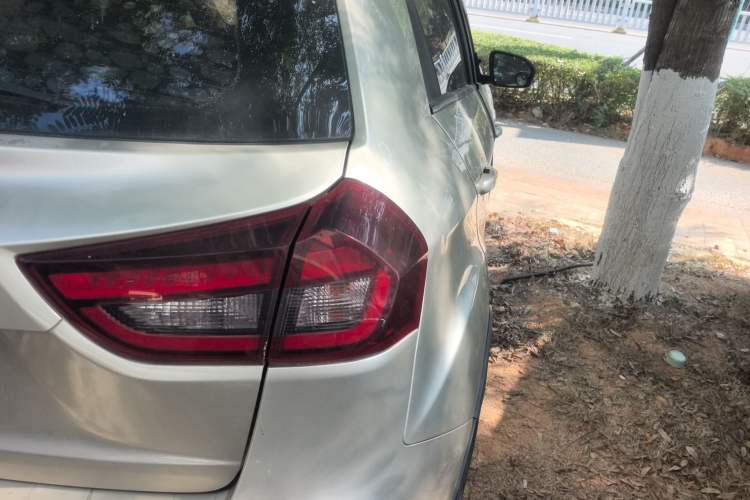 Used Geely Auto Vision X3 2020 1.5L CVT Luxury Model Exterior 6