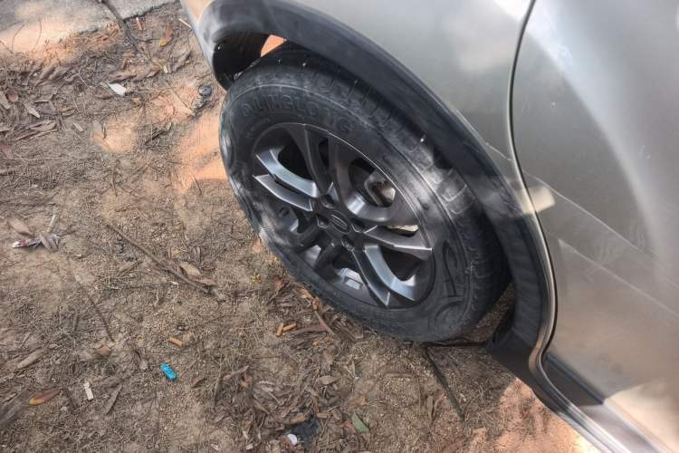 Used Geely Auto Vision X3 2020 1.5L CVT Luxury Model Exterior 8