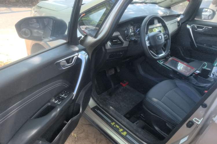 Used Geely Auto Vision X3 2020 1.5L CVT Luxury Model Interior 3