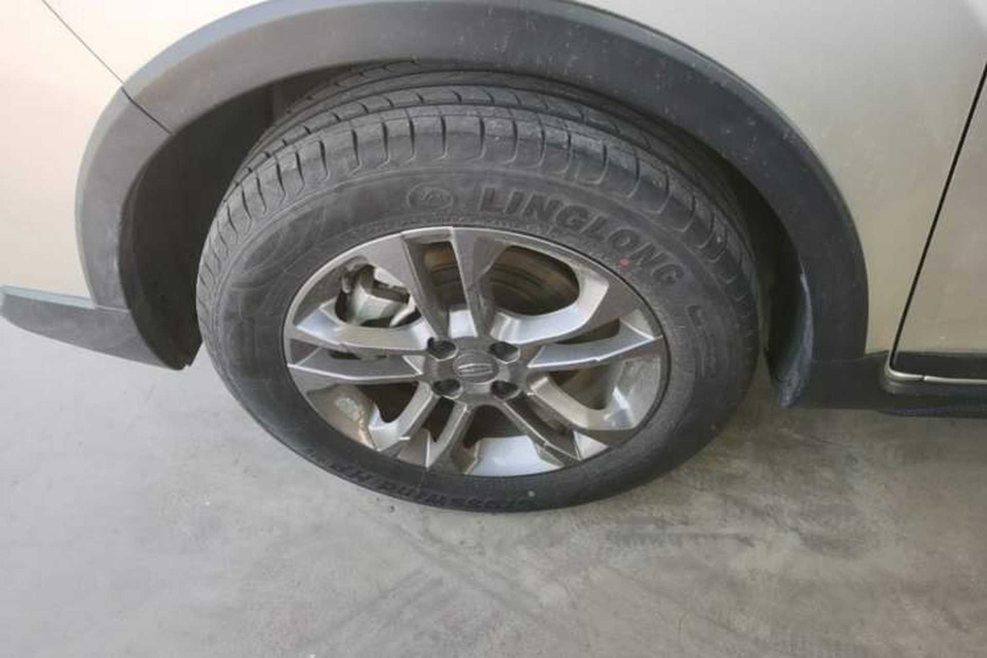 Used Geely Auto Vision X3 2020 1.5L Manual Elite Edition Left Front Wheel Hub