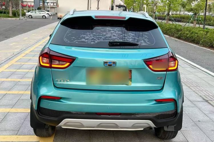 Used Geely Auto Vision X3 2020 1.5L CVT Elite Edition Exterior 4