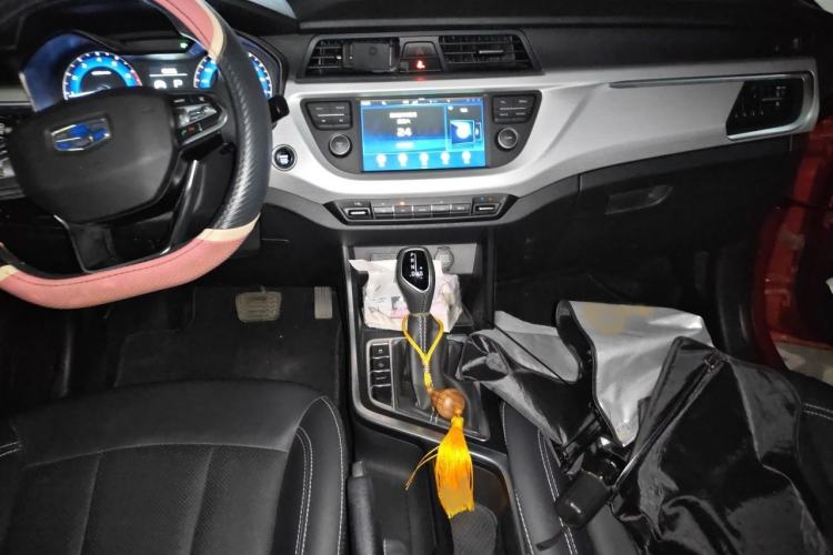 Used Geely Auto Vision X3 2020 1.5L CVT Elite Edition Audio And AC Panel