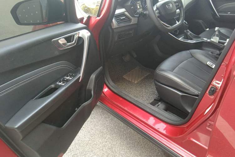 Used Geely Auto Vision X3 2020 1.5L CVT Elite Edition Driver Seat
