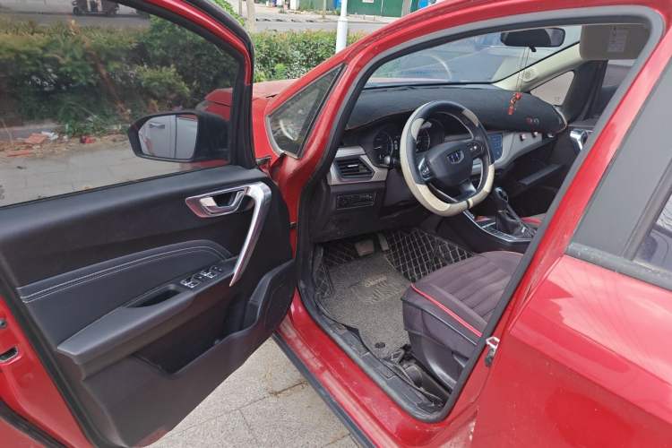 Used Geely Auto Vision X3 2020 1.5L CVT Luxury Model Driver Seat