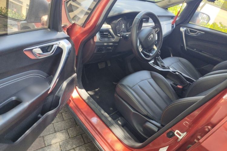 Used Geely Auto Vision X3 2020 1.5L CVT Elite Edition Driver Seat
