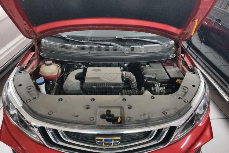 Used Geely Auto Vision X3 2020 1.5L CVT Luxury Model Engine Bay