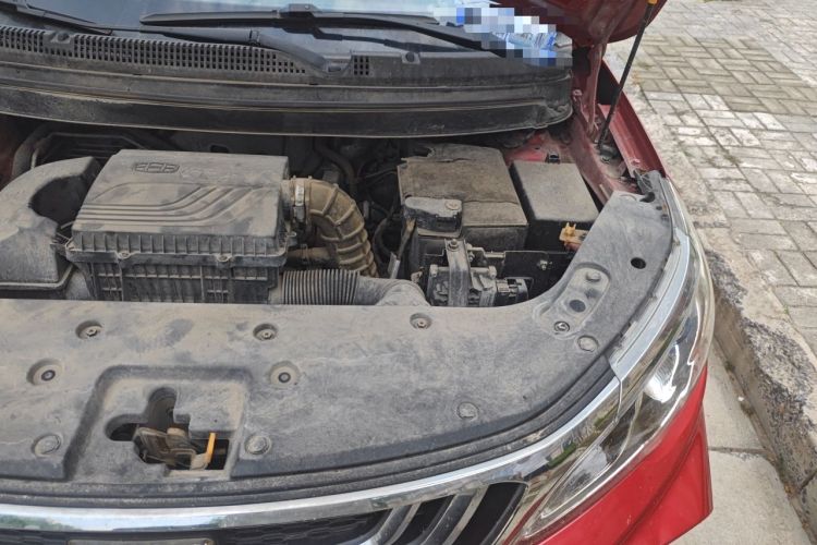 Used Geely Auto Vision X3 2020 1.5L CVT Luxury Model Engine Bay Left