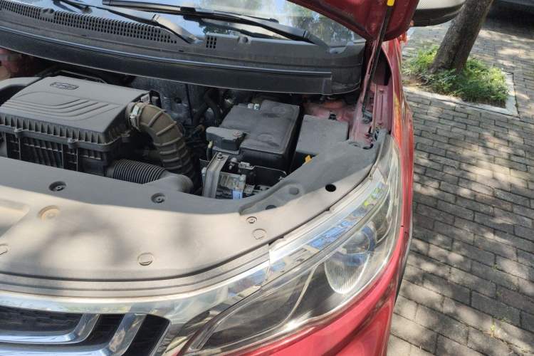 Used Geely Auto Vision X3 2020 1.5L CVT Elite Edition Engine Bay Left