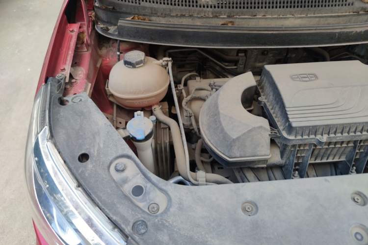 Used Geely Auto Vision X3 2020 1.5L CVT Luxury Model Engine Bay Right