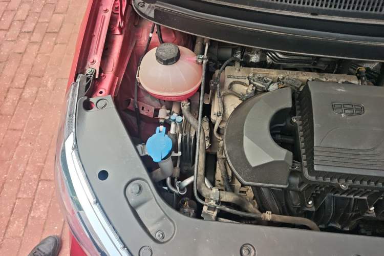 Used Geely Auto Vision X3 2020 1.5L CVT Luxury Model Engine Bay Right