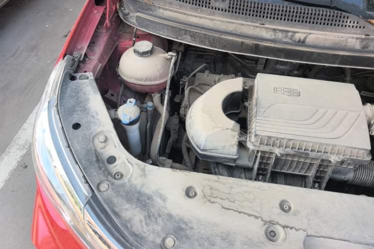 Used Geely Auto Vision X3 2020 1.5L CVT Luxury Model Engine Bay Right