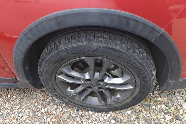 Used Geely Auto Vision X3 2020 1.5L CVT Elite Edition Exterior 1