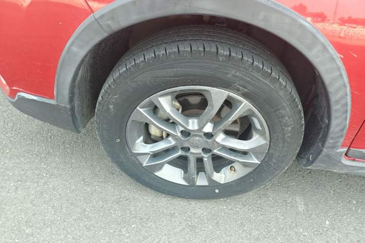 Used Geely Auto Vision X3 2020 1.5L Manual Elite Edition Exterior 4