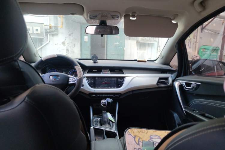 Used Geely Auto Vision X3 2020 1.5L CVT Luxury Model Headliner