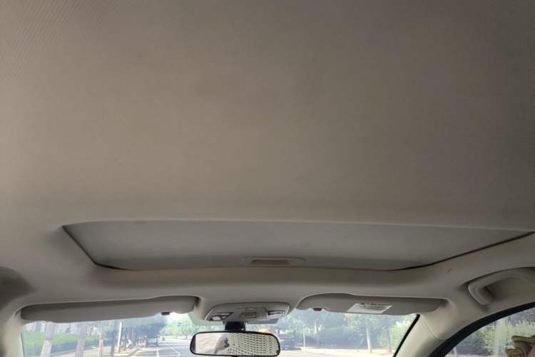 Used Geely Auto Vision X3 2020 1.5L CVT Luxury Model Headliner