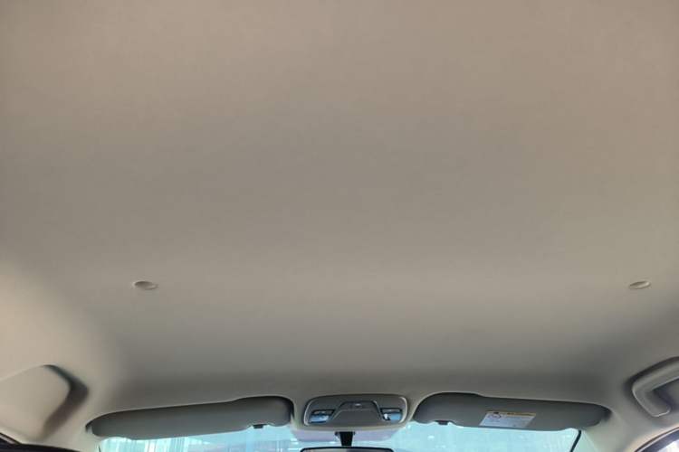 Used Geely Auto Vision X3 2020 1.5L Manual Elite Edition Headliner