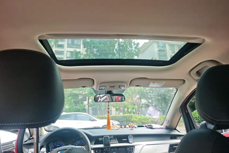 Used Geely Auto Vision X3 2020 1.5L CVT Luxury Model Headliner