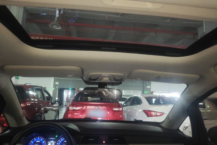 Used Geely Auto Vision X3 2020 1.5L CVT Luxury Model Headliner