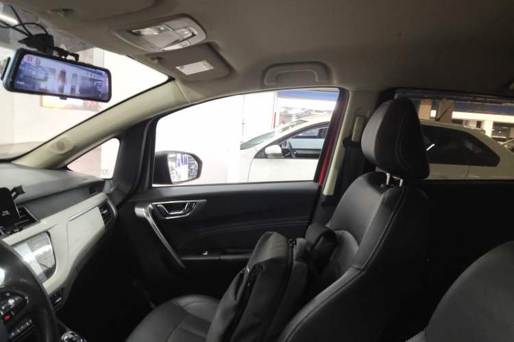 Used Geely Auto Vision X3 2020 1.5L CVT Elite Edition Headliner