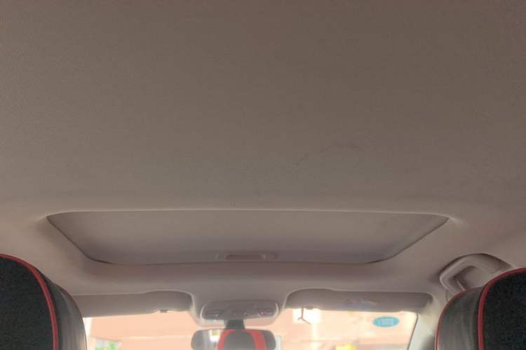 Used Geely Auto Vision X3 2020 1.5L CVT Luxury Model Headliner