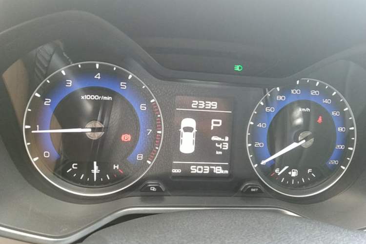 Used Geely Auto Vision X3 2020 1.5L CVT Elite Edition Instrument Cluster