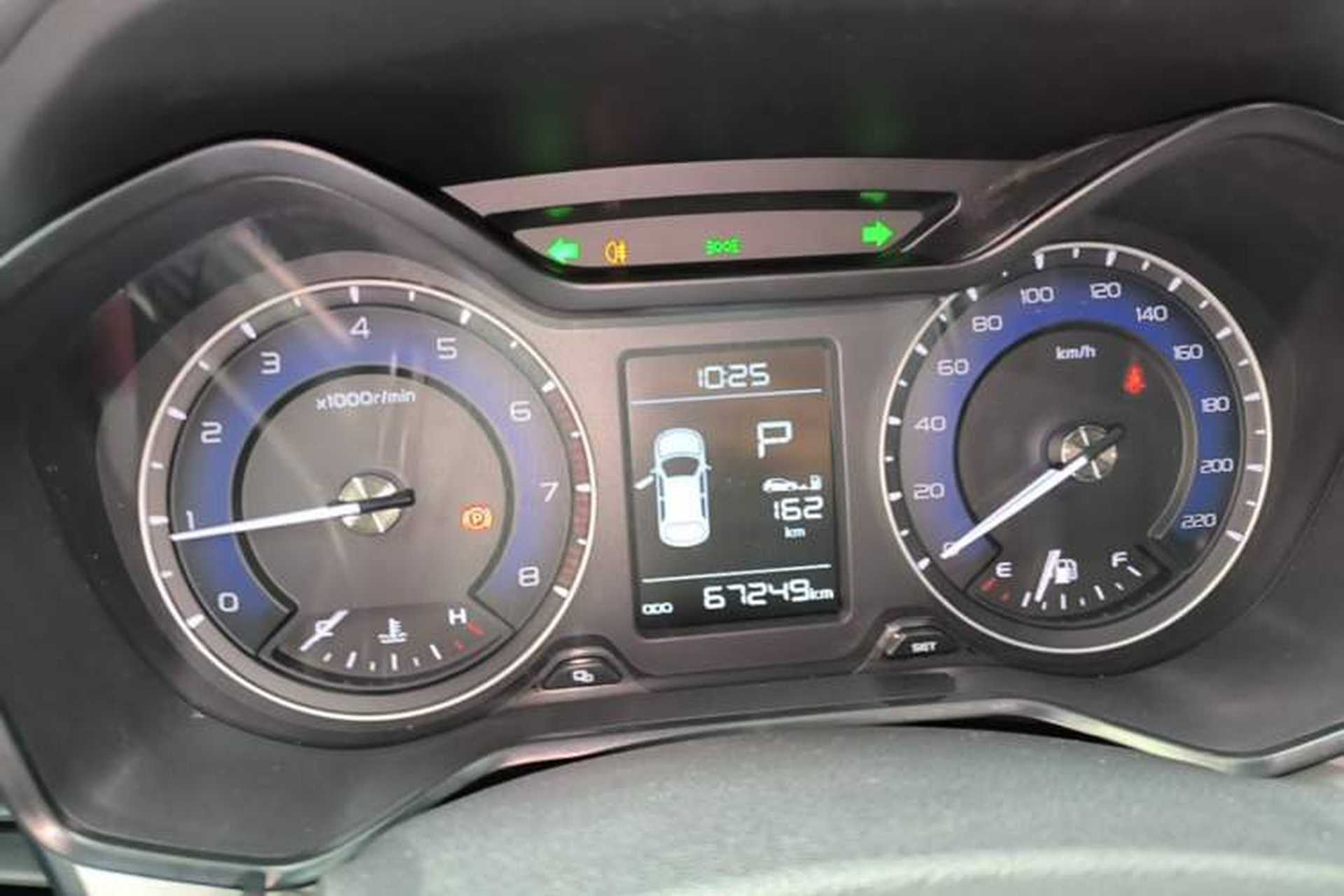 Used Geely Auto Vision X3 2020 1.5L CVT Luxury Model Instrument Cluster