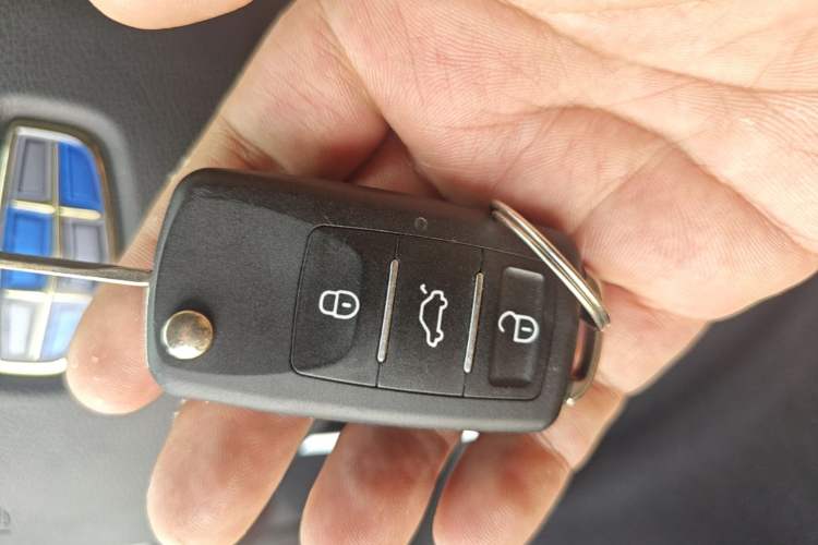 Used Geely Auto Vision X3 2020 1.5L Manual Elite Edition Interior 1