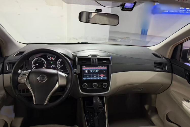 Used Geely Auto Vision X3 2020 1.5L CVT Elite Edition Interior 2