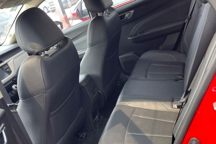 Used Geely Auto Vision X3 2020 1.5L CVT Elite Edition Interior 3