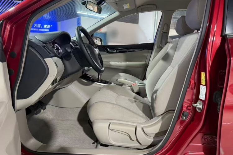 Used Geely Auto Vision X3 2020 1.5L CVT Elite Edition Interior 3