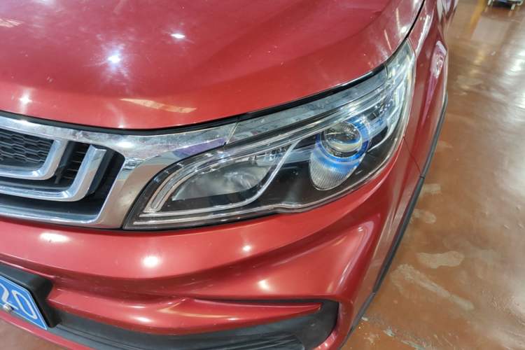 Used Geely Auto Vision X3 2020 1.5L CVT Luxury Model Left Front Headlight