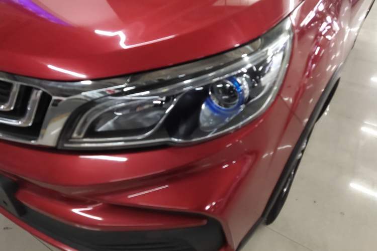 Used Geely Auto Vision X3 2020 1.5L CVT Elite Edition Left Front Headlight