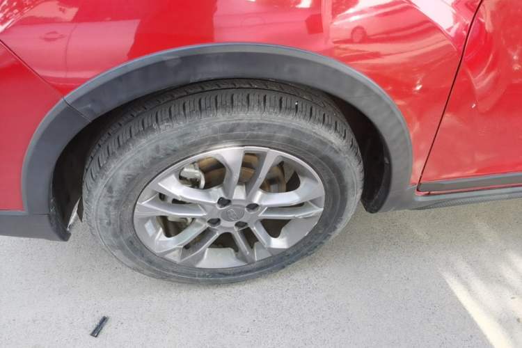 Used Geely Auto Vision X3 2020 1.5L CVT Luxury Model Left Front Wheel Hub