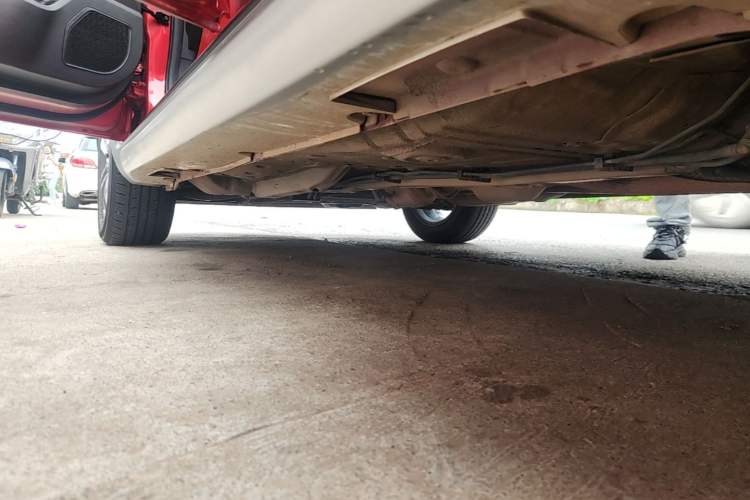 Used Geely Auto Vision X3 2020 1.5L CVT Luxury Model Left Side Sill