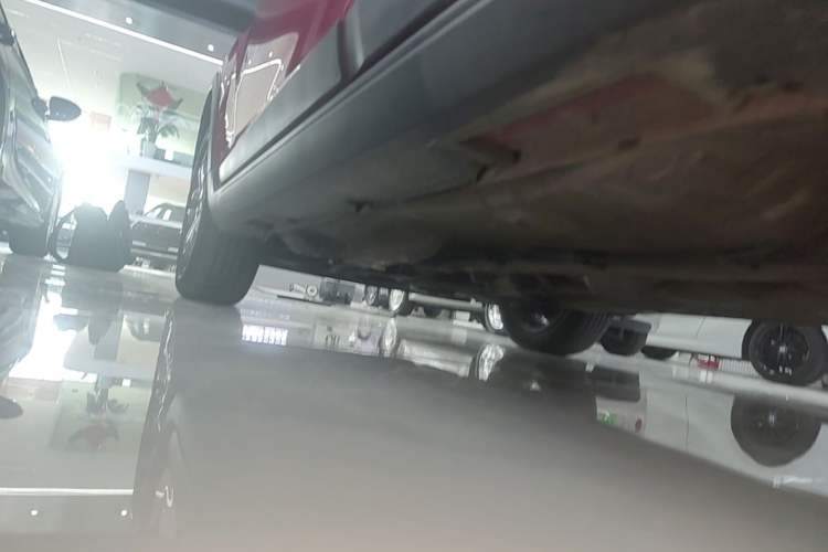 Used Geely Auto Vision X3 2020 1.5L CVT Luxury Model Left Side Sill