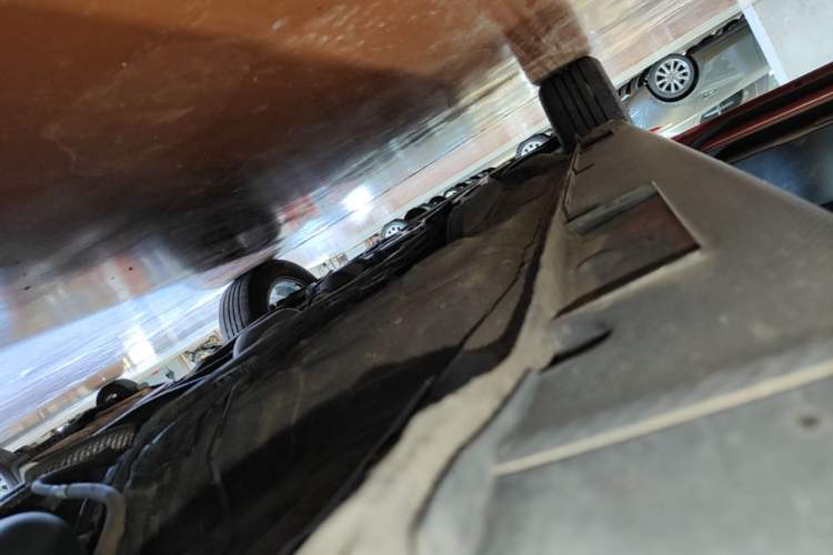 Used Geely Auto Vision X3 2020 1.5L CVT Luxury Model Left Side Sill