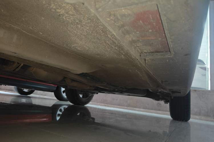 Used Geely Auto Vision X3 2020 1.5L Manual Luxury Edition Left Side Sill