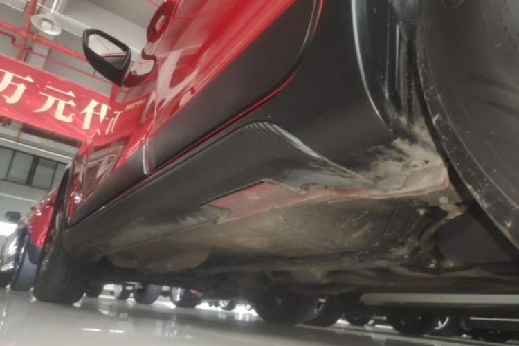 Used Geely Auto Vision X3 2020 1.5L CVT Luxury Model Left Side Sill