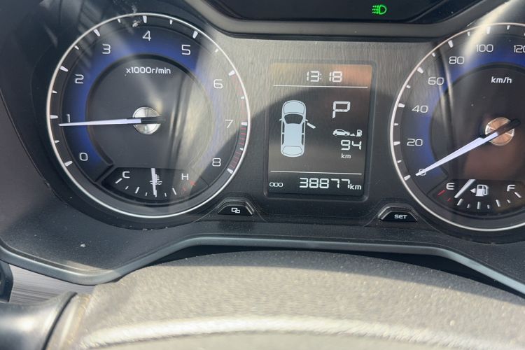 Used Geely Auto Vision X3 2020 1.5L CVT Luxury Model Odometer Close Up
