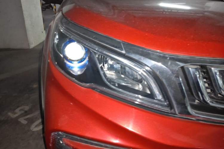Used Geely Auto Vision X3 2020 1.5L CVT Elite Edition Right Front Headlight
