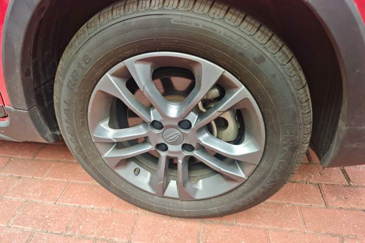 Used Geely Auto Vision X3 2020 1.5L CVT Luxury Model Right Front Wheel Hub