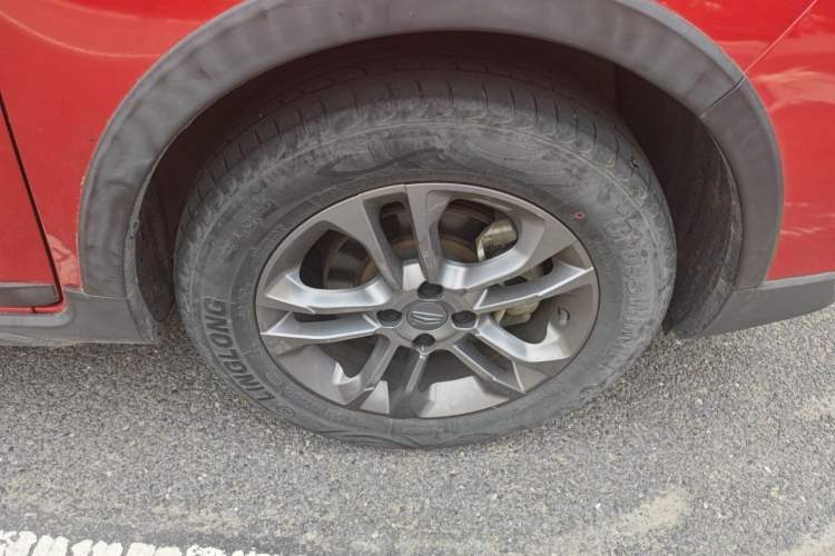 Used Geely Auto Vision X3 2020 1.5L CVT Luxury Model Right Front Wheel Hub
