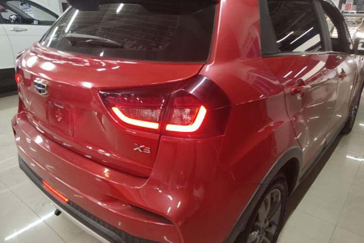 Used Geely Auto Vision X3 2020 1.5L CVT Elite Edition Right Rear Taillight