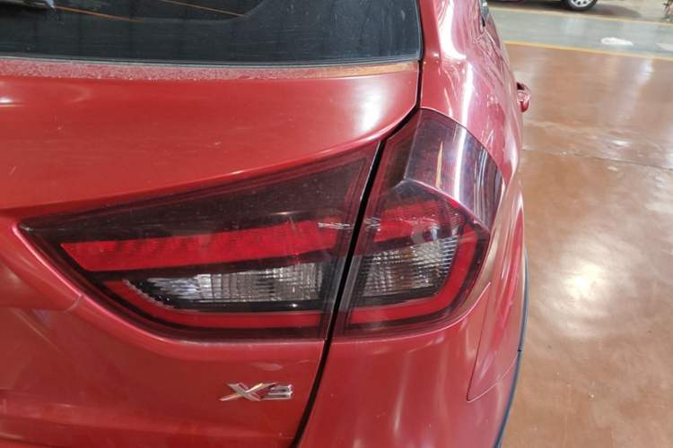 Used Geely Auto Vision X3 2020 1.5L CVT Luxury Model Right Rear Taillight